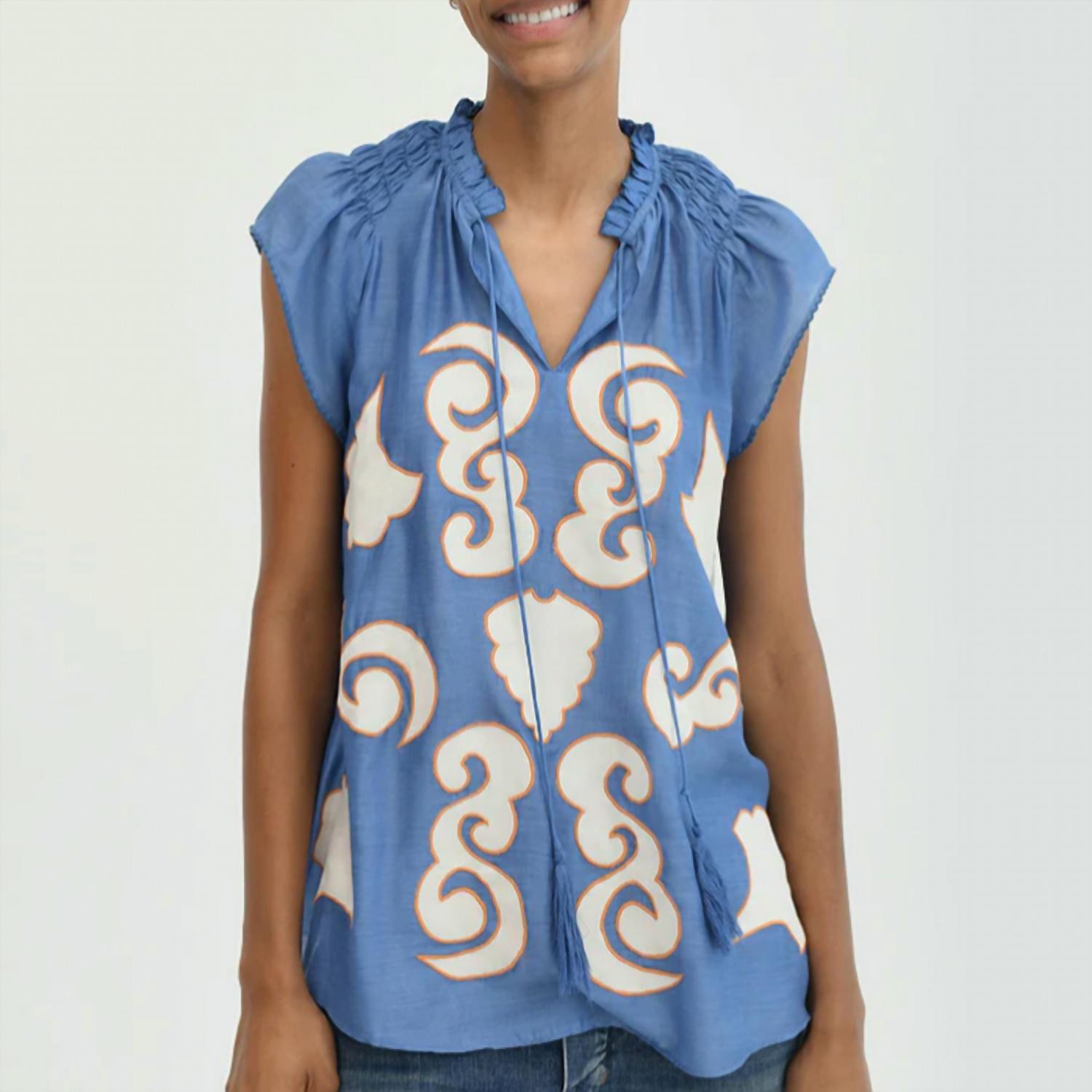 New Chufy Thuli Patch Embroidered Top In Gagan Sky